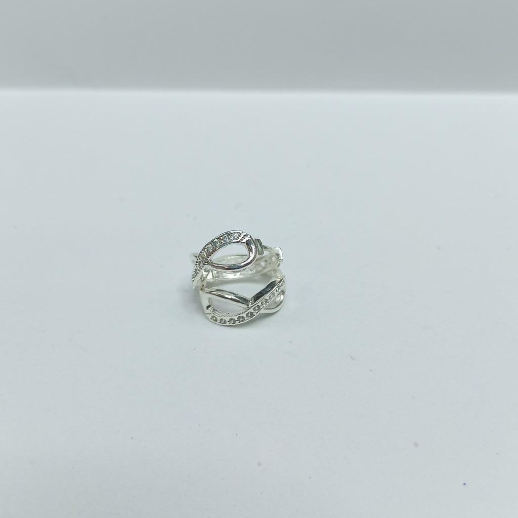 HUGGIES INFINITO CIRCONIAS PLATA .925 2.4 GR (NUEVO)