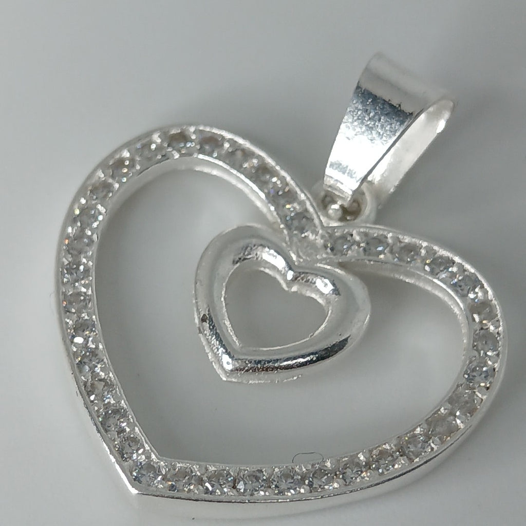 DIJE CORAZON C/CIRCONIAS PLATA .925 2.7 GR (NUEVO)