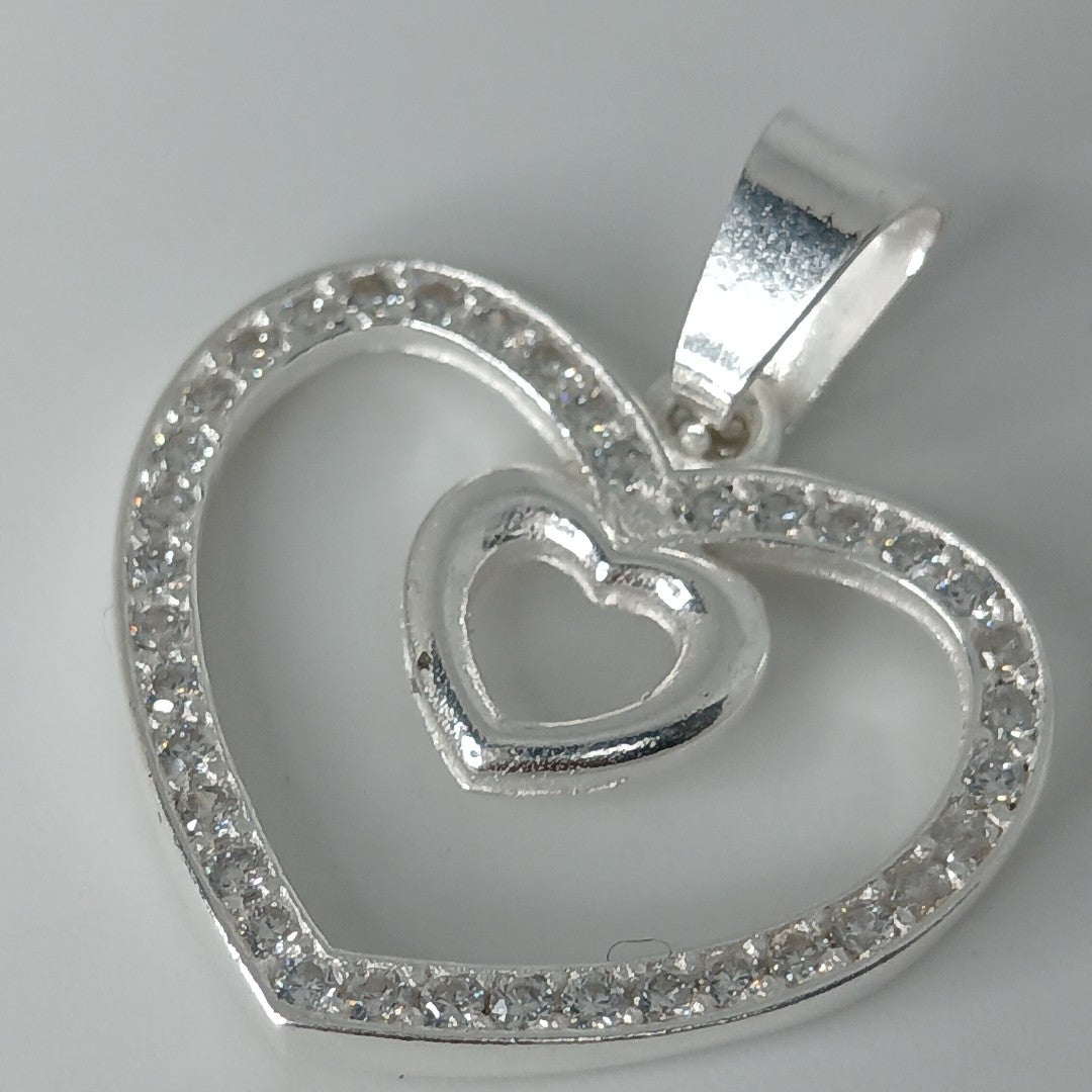DIJE CORAZON C/CIRCONIAS PLATA .925 2.7 GR (NUEVO)