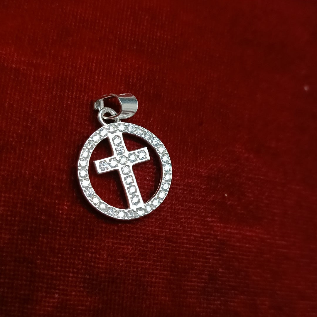 DIJE CRUZ C/CIRCONIAS PLATA .925 2.5 GR (NUEVO)