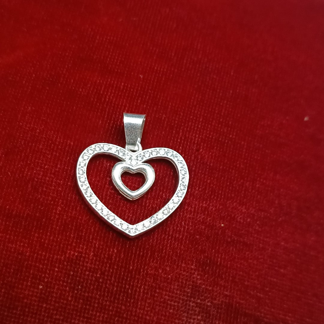 DIJE CORAZON C/CIRCONIAS PLATA .925 2.7 GR (NUEVO)