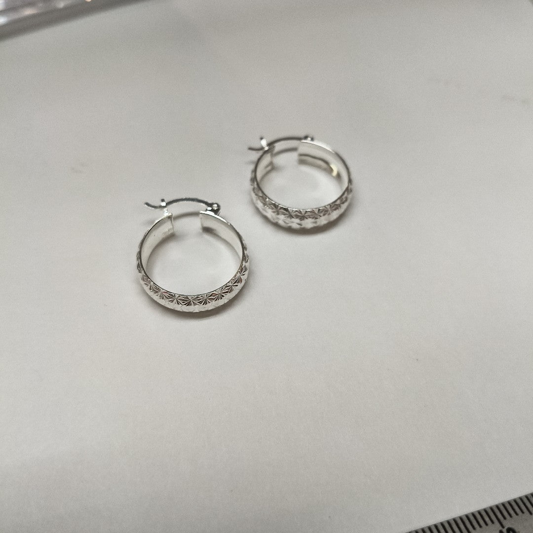 PAR ARRACADAS FACETADAS PLATA .925 3.4 GR (NUEVO)