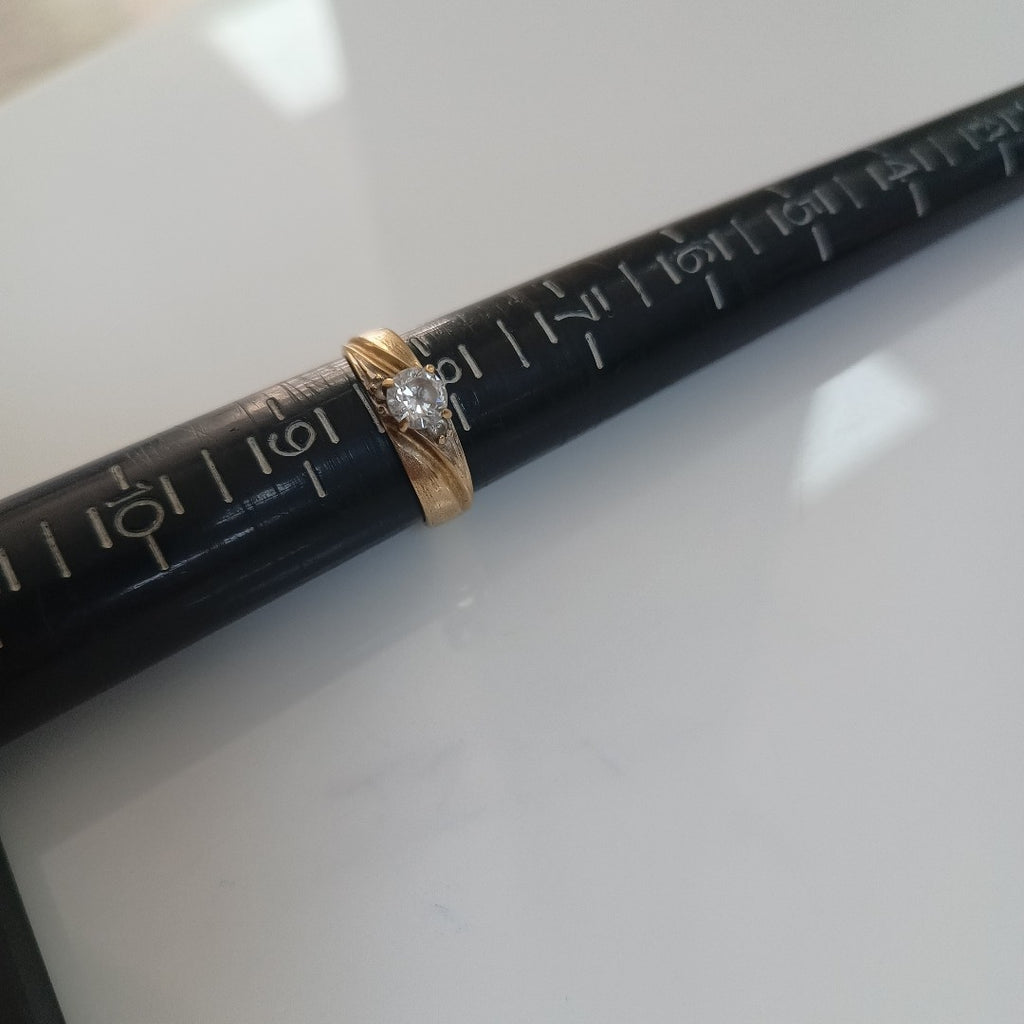 ANILLO ORO 10 K 3 GRMS (SEMINUEVO)