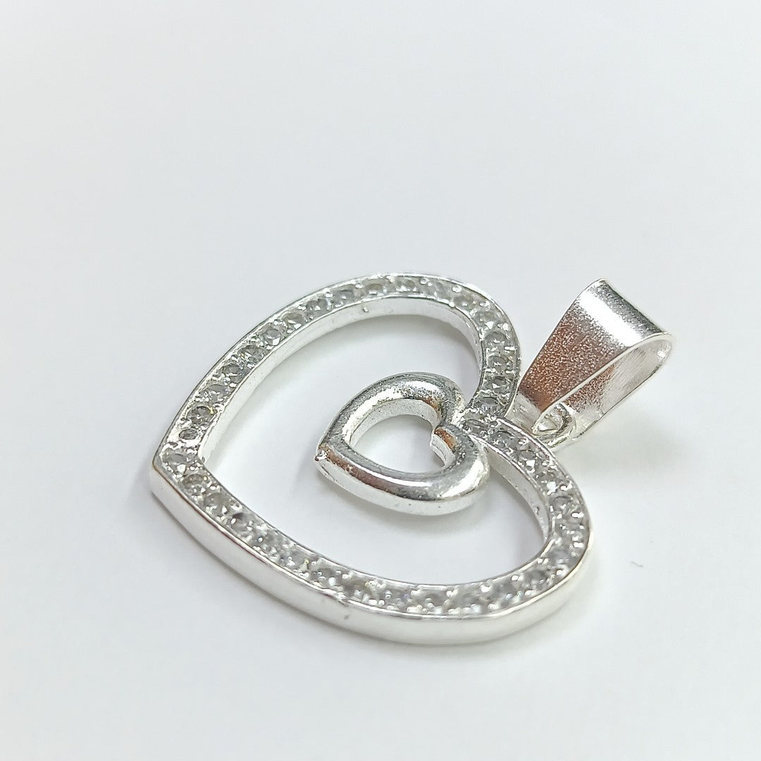 DIJE CORAZON C/CIRCONIAS PLATA .925 2.7 GR (NUEVO)