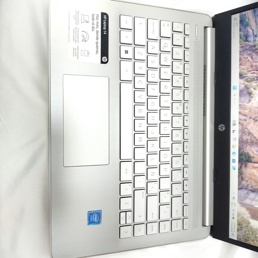LAPTOP HP 14-DQ0530LA(2024) 256 GB SSD 8 GB RAM