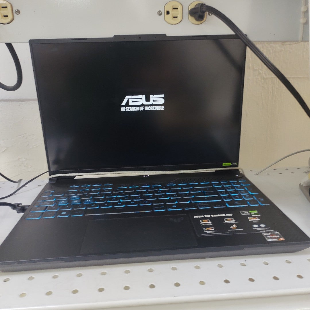 LAPTOP ASUS TUF GAMING A16 FA607NU-RI104W (2025) 512 GB SSD 16 GB RAM (SEMINUEVO)