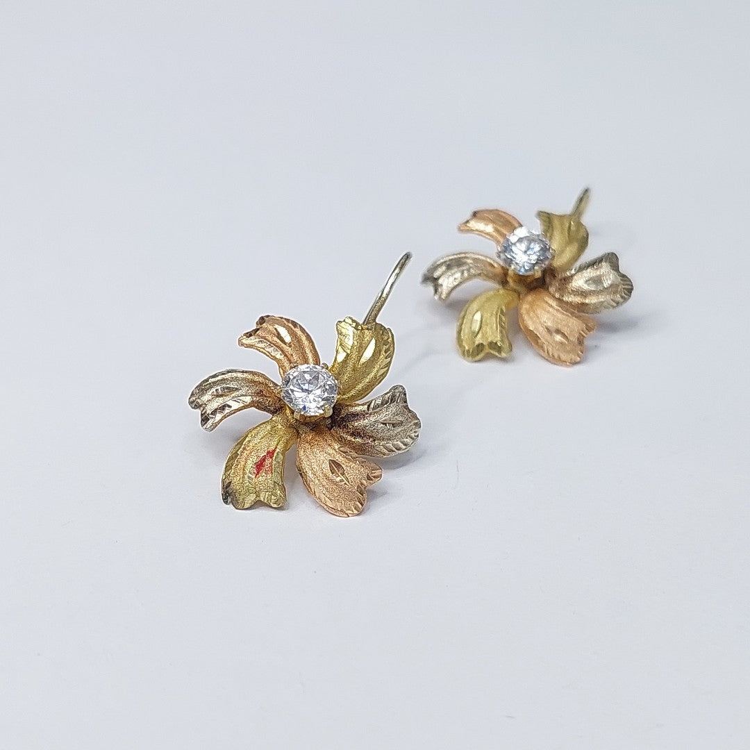 ARETES PAR ORO, ORO COMBINADO 14 K 3.9 GRMS (SEMINUEVO)