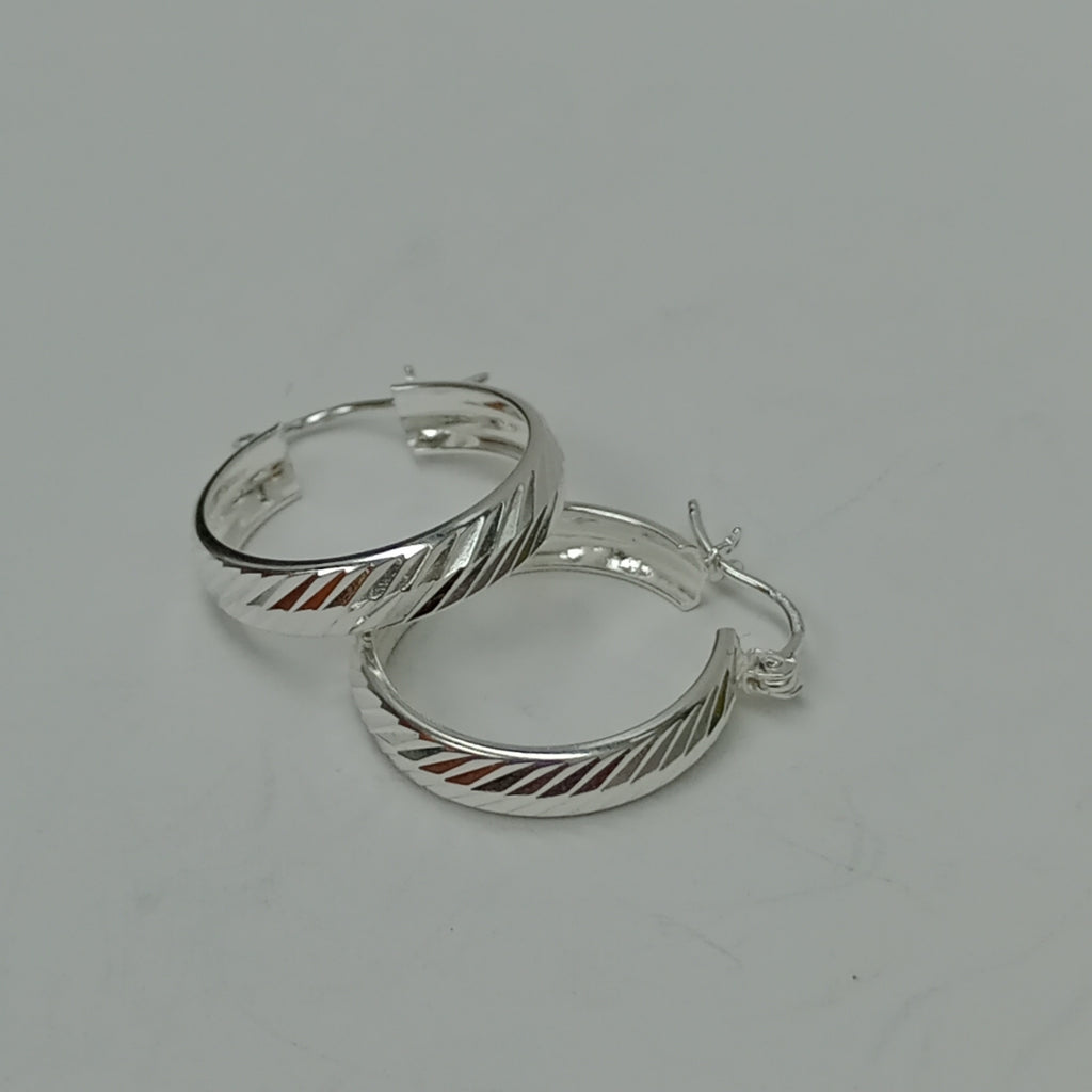 PAR ARRACADAS LABRADAS PLATA .925 2.4 GR (NUEVO)
