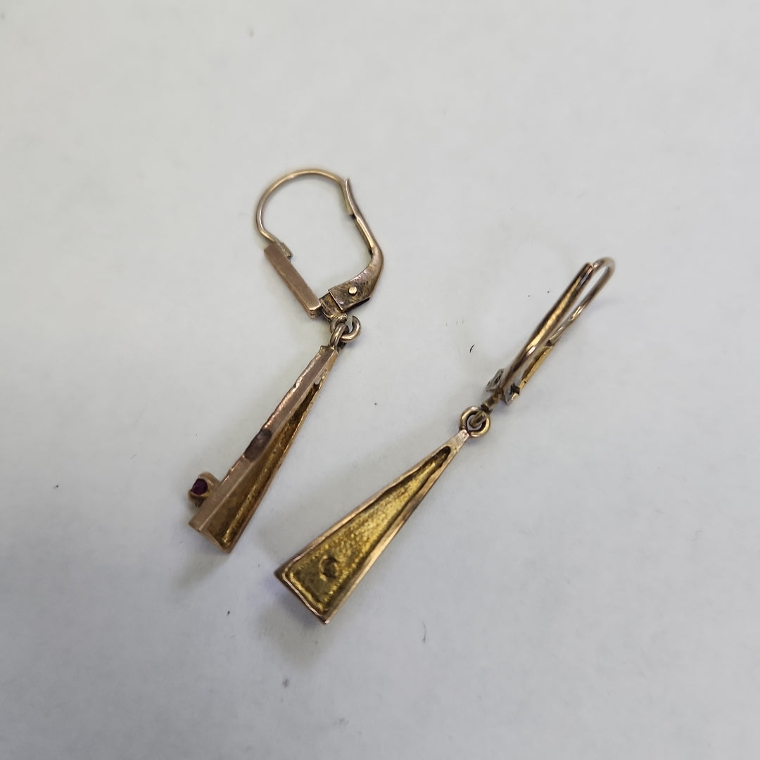 ARETES PAR ORO 8 K 2.3 GRMS (SEMINUEVO)