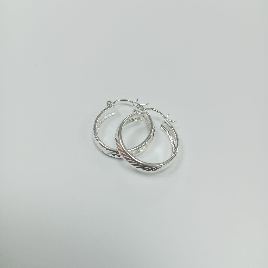 PAR ARRACADAS LABRADAS PLATA .925 2.4 GR (NUEVO)