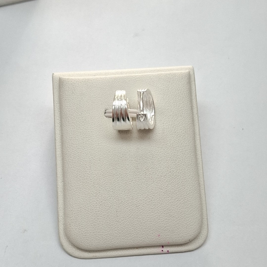 ARRACADAS PLATA .925 2.8 GR (NUEVO)
