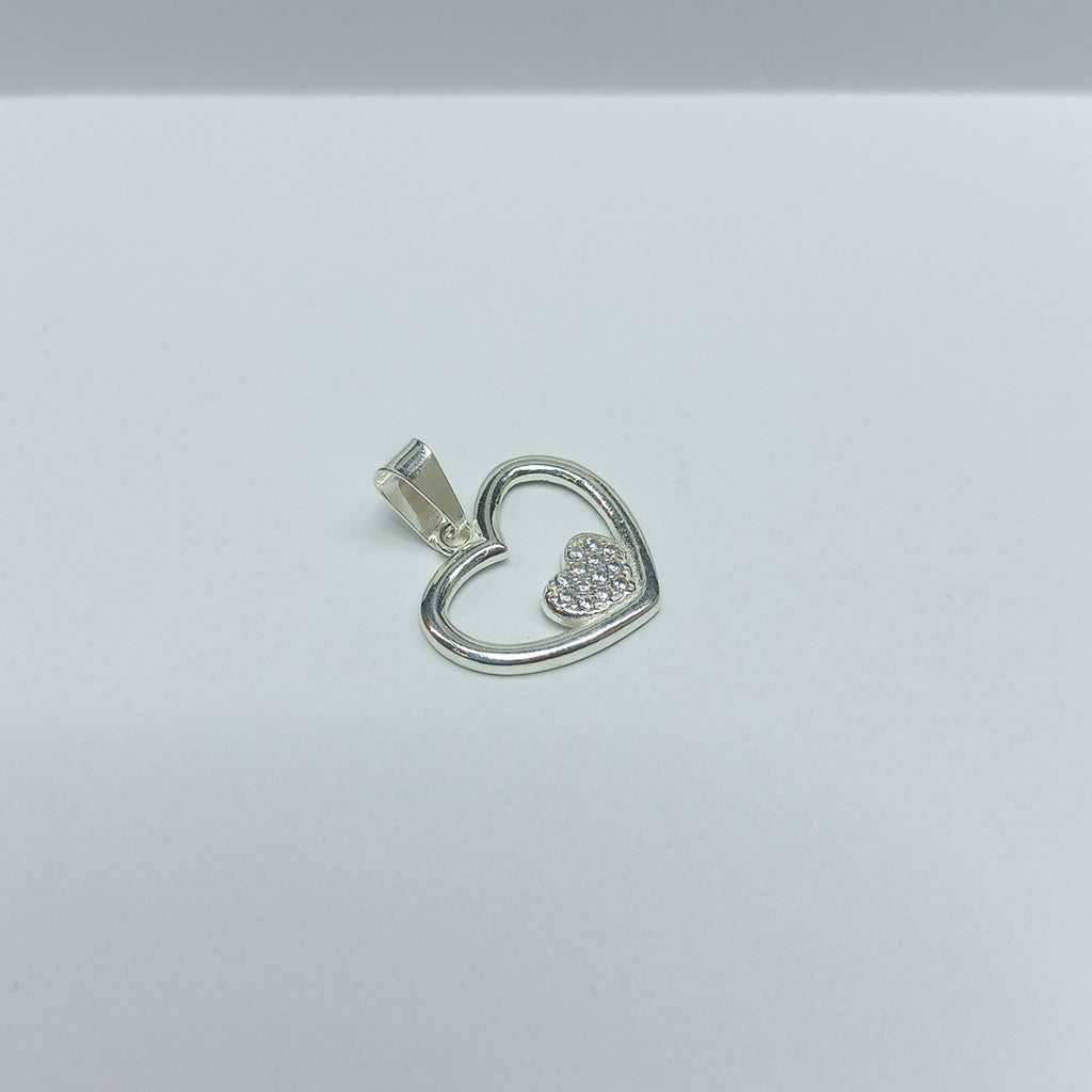 DIJE CORAZON C/CIRCONIAS PLATA .925 2.5 GR (NUEVO)