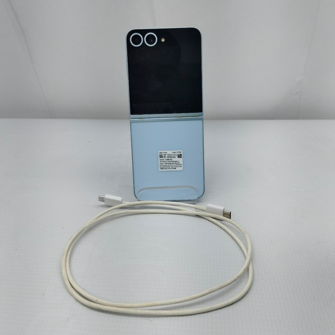 CELULAR SAMSUNG GALAXY Z FLIP 6 SM-F741B (2024) 512 GB 12 GB RAM (SEMINUEVO)