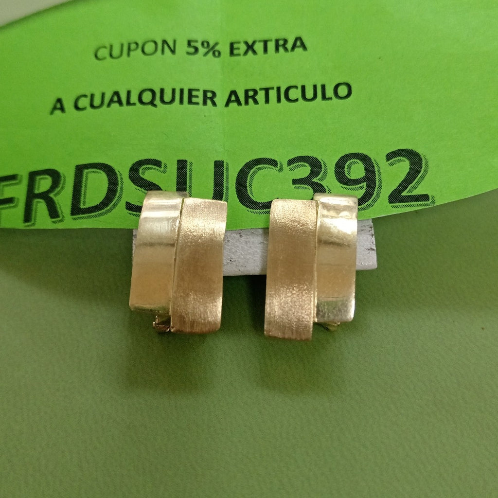 ARETES PAR ORO 10 K 3.2 GRMS (SEMINUEVO)