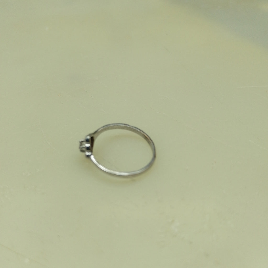 ANILLITO ORO BLANCO 10 K 0,60 GRMS (SEMINUEVO)