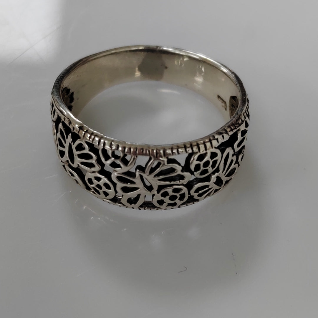 ANILLO PLATA 4.1 GRMS (SEMINUEVO)