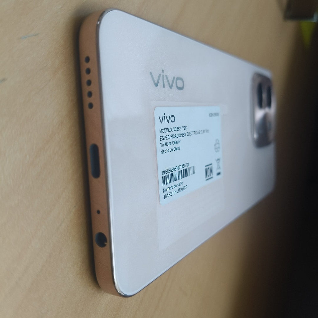 CELULAR VIVO Y28 V2352 256 GB 8 GB RAM (SEMINUEVO)