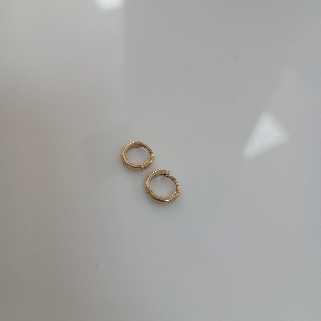 ARRACADAS PAR ORO 10 K 1.2 GRMS (SEMINUEVO)