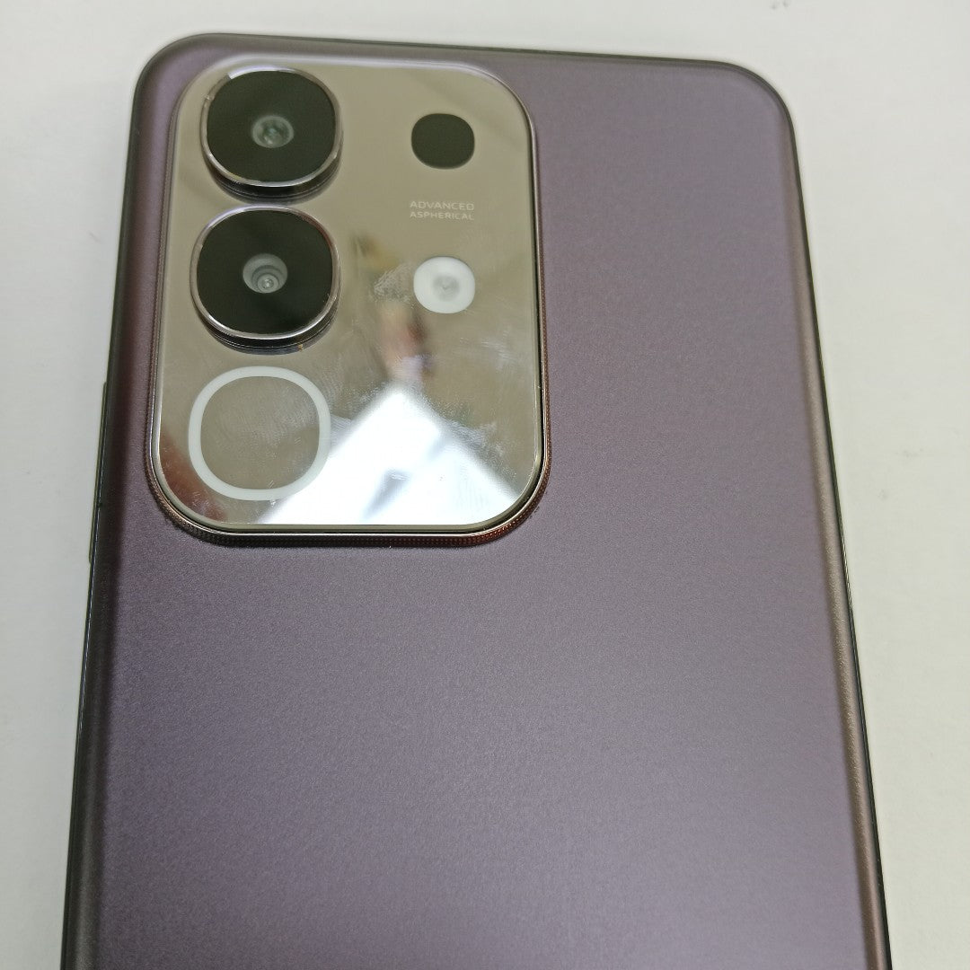 CELULAR VIVO Y29 V2434 (2025) 256 GB 8 GB RAM (SEMINUEVO)