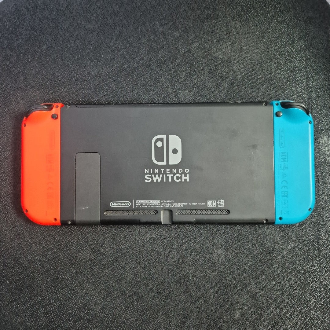 CONSOLA DE VIDEOJUEGO NINTENDO SWITCH 1.1 32 GB (SEMINUEVO)