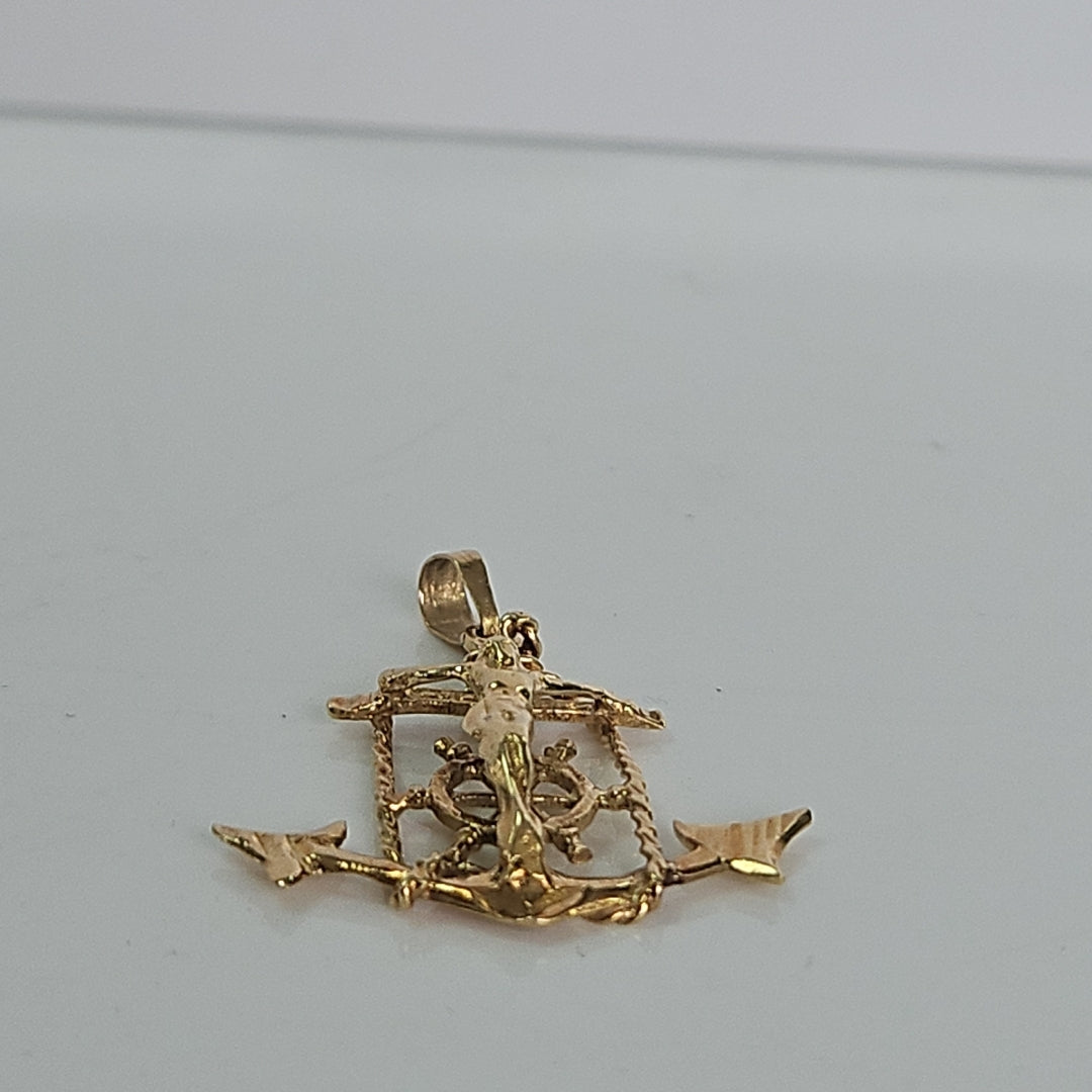 CRUZ DE CARAVACA ORO 14 K 2.6 GRMS (SEMINUEVO)