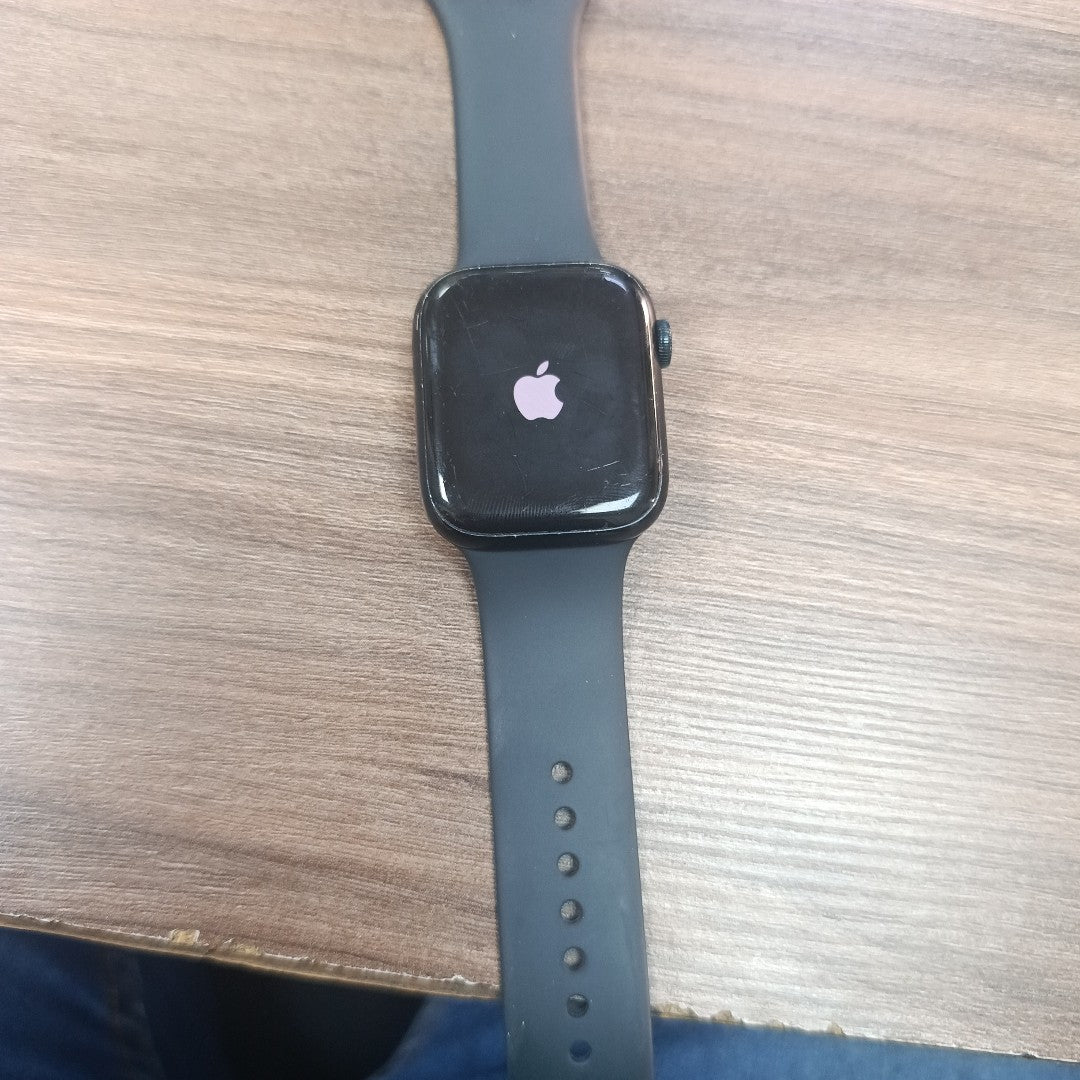 SMARTWATCH APPLE SERIES 8 ALUMINIO A2771 45 MM GPS (SEMINUEVO)