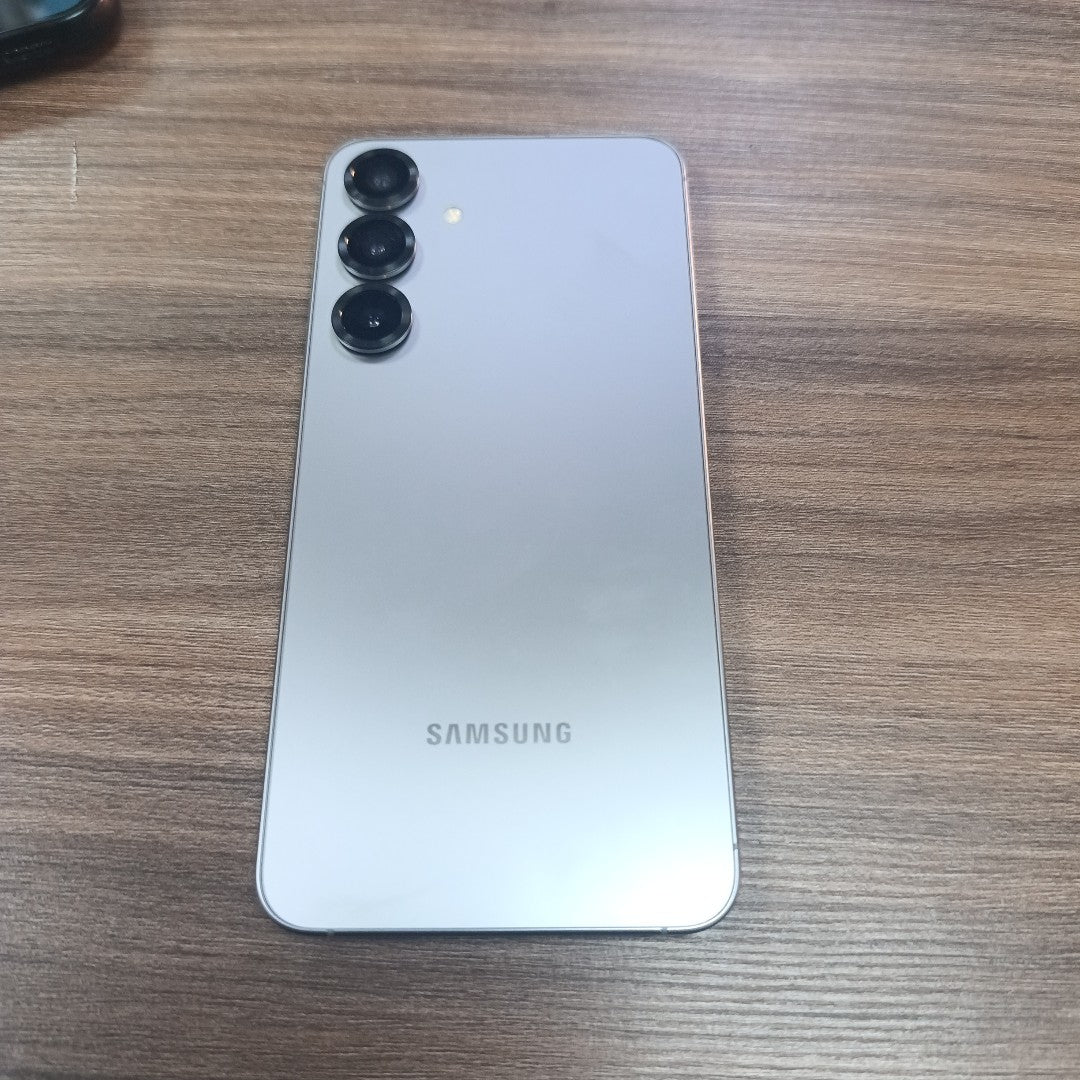 CELULAR SAMSUNG GALAXY S25+ SM-S936B (2025) 512 GB 12 GB RAM (SEMINUEVO)
