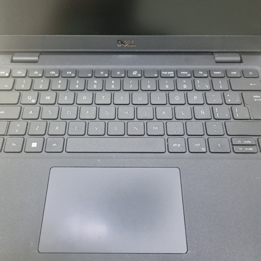 LAPTOP DELL LATITUDE 3420 (2022) 256 GB SSD 8 GB RAM (SEMINUEVO)