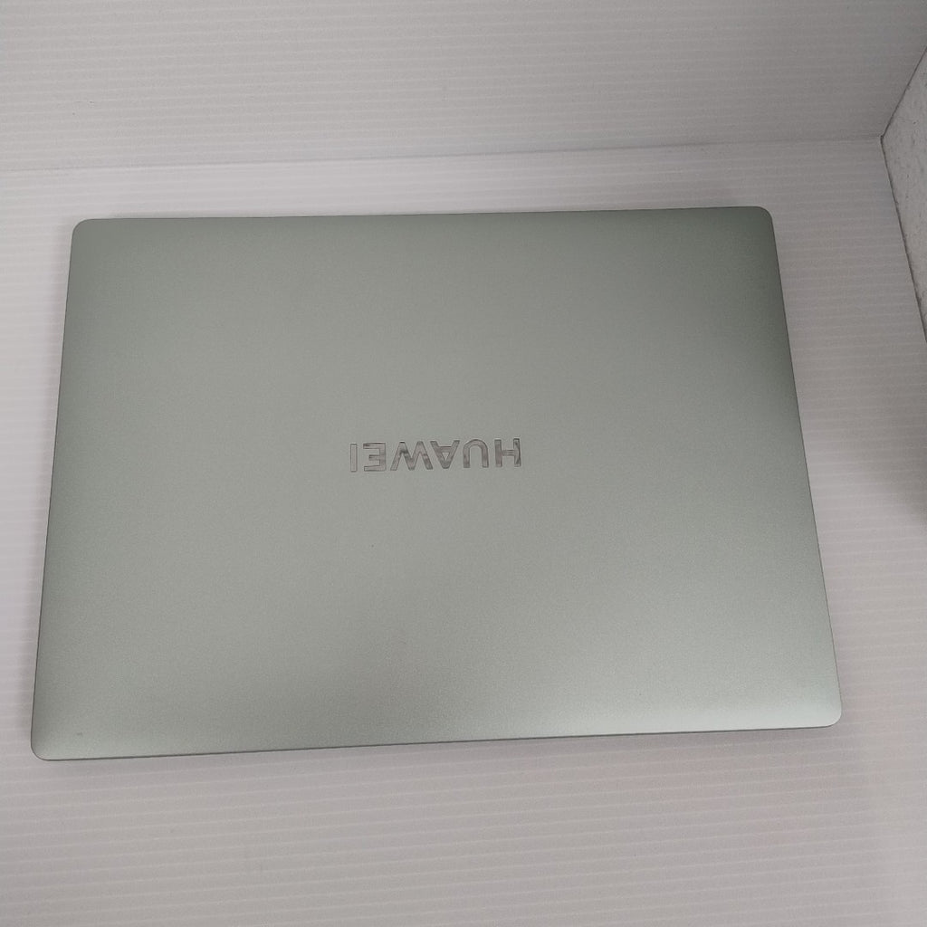 LAPTOP HUAWEI MATEBOOK 14 FLMH-X (2024) 1 TB SSD 16 GB RAM (SEMINUEVO)