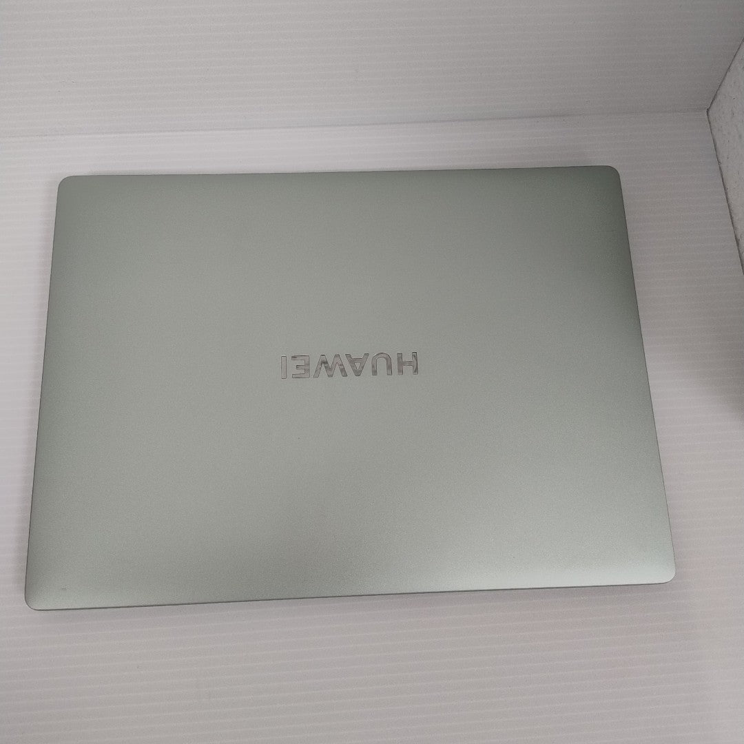 LAPTOP HUAWEI MATEBOOK 14 FLMH-X (2024) 1 TB SSD 16 GB RAM (SEMINUEVO)