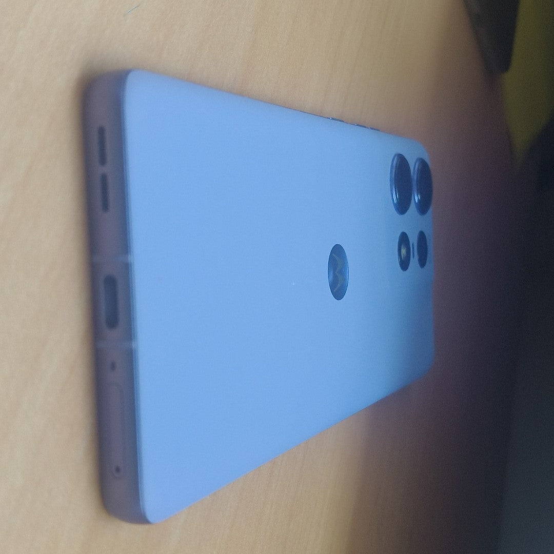CELULAR MOTOROLA EDGE 50 PRO XT2403-2 (2024) 512 GB 12 GB RAM (SEMINUEVO)