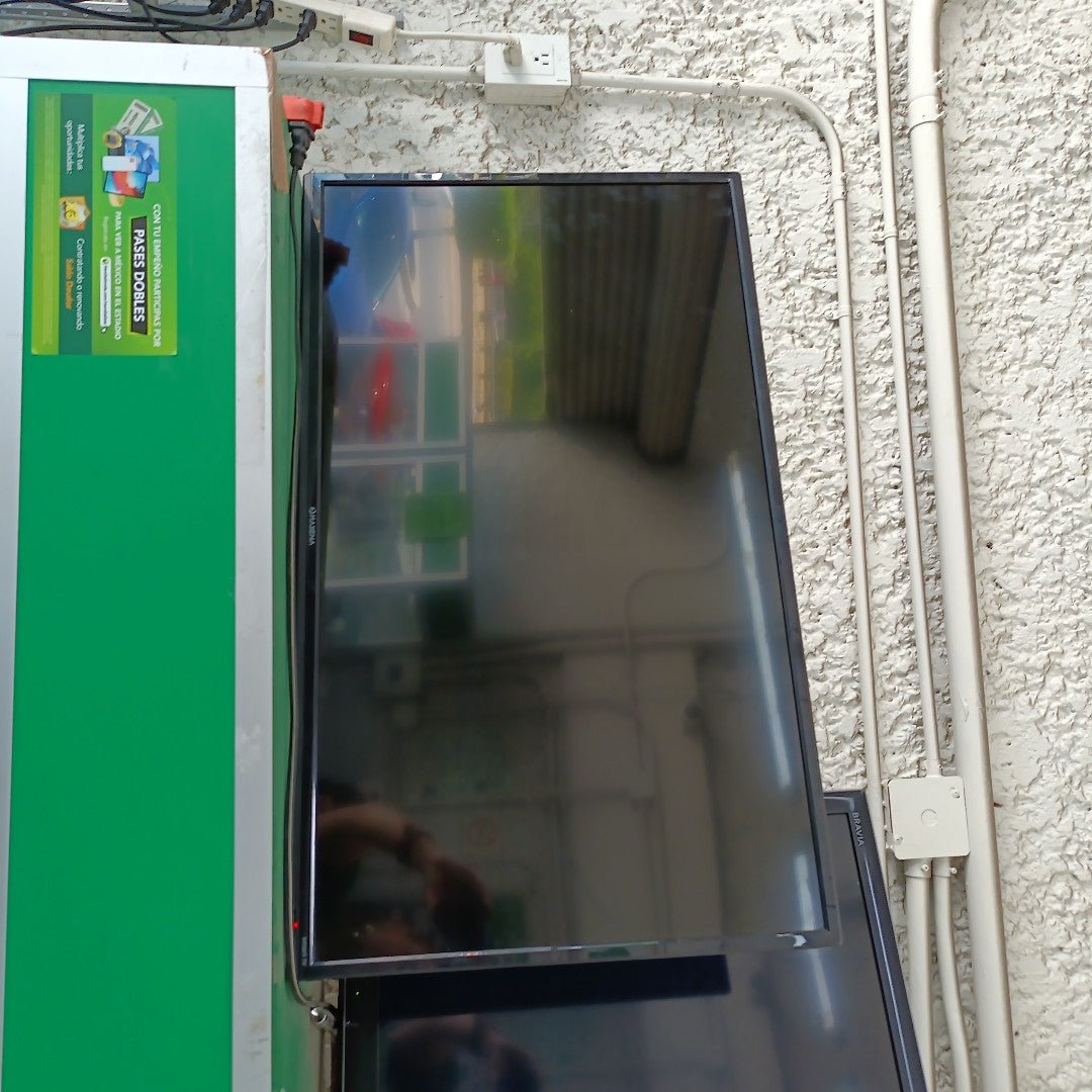 PANTALLA MAKENA 32S2 (2018) 32" LED HD (SEMINUEVO)