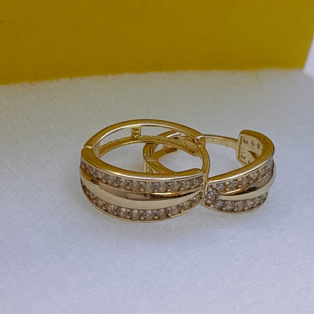 HUGGIES ORO 14K 2.9 (NUEVO)