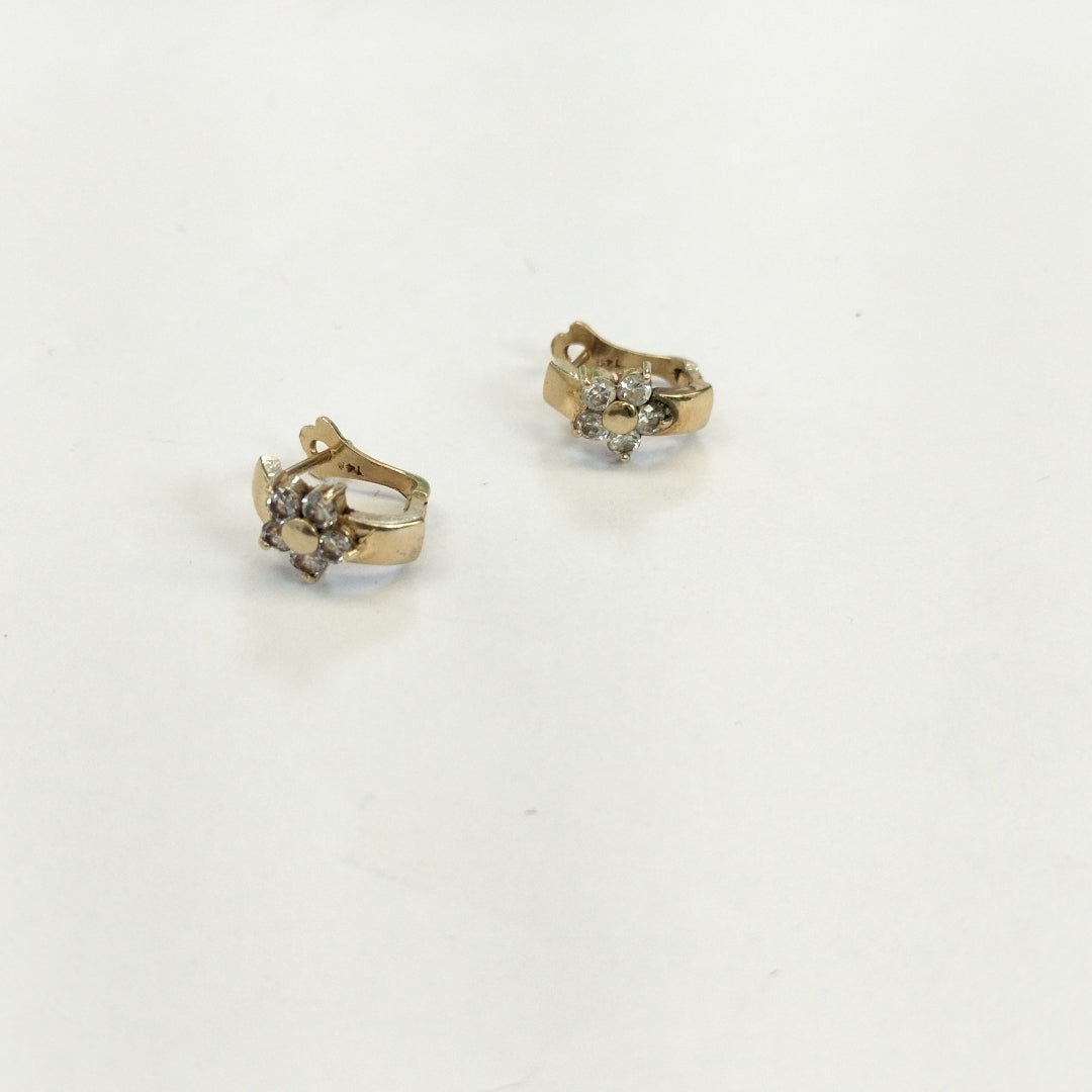 BROQUELES PAR ORO 14 K 2.5 GRMS (SEMINUEVO)