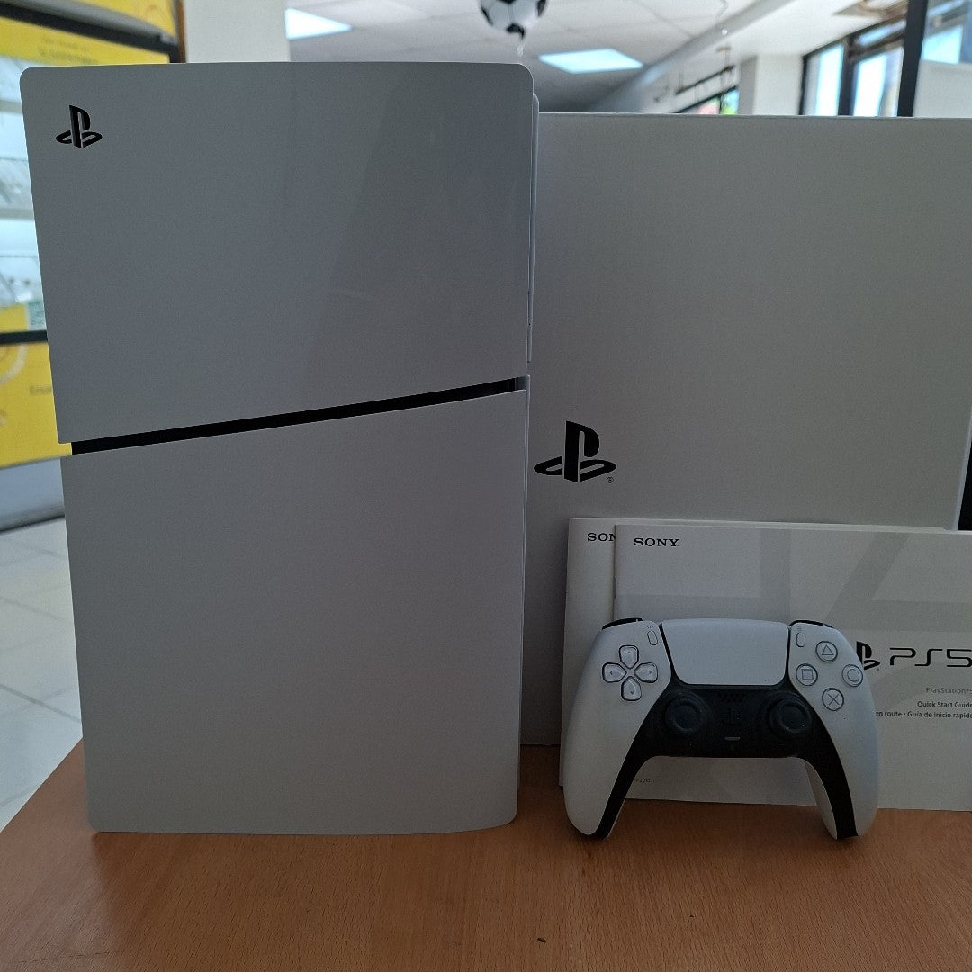 CONSOLA DE VIDEOJUEGO SONY PS5 SLIM 1 TB SSD (SEMINUEVO)