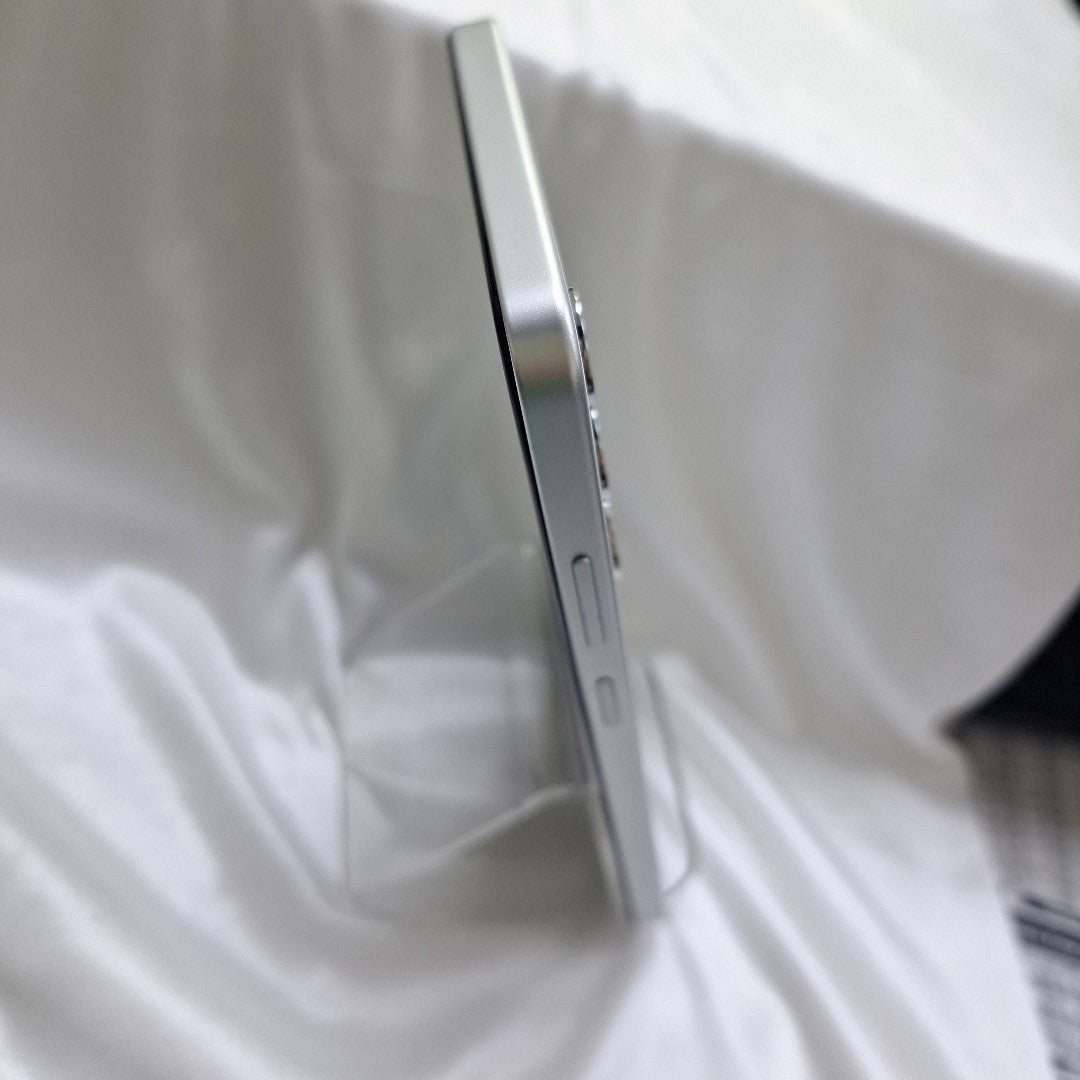 CELULAR OPPO  A5 CPH2727 (2025) 256 GB 4 GB RAM (SEMINUEVO)
