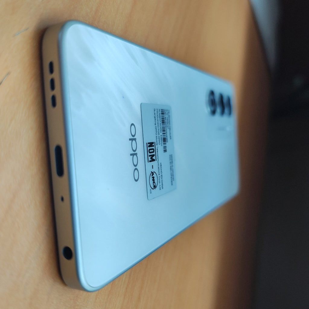 CELULAR OPPO  A5 CPH2727 (2025) 256 GB 4 GB RAM (SEMINUEVO)