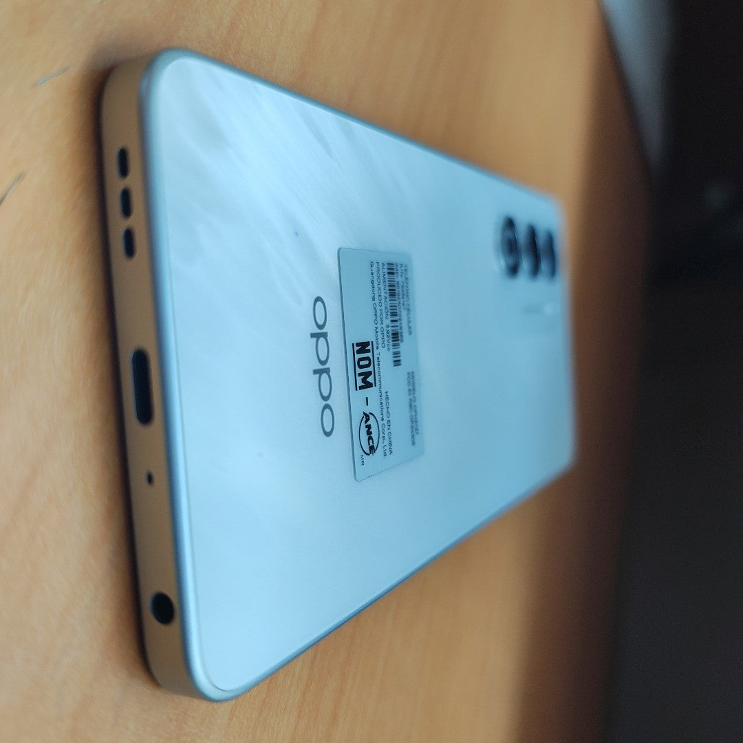 CELULAR OPPO  A5 CPH2727 (2025) 256 GB 4 GB RAM (SEMINUEVO)