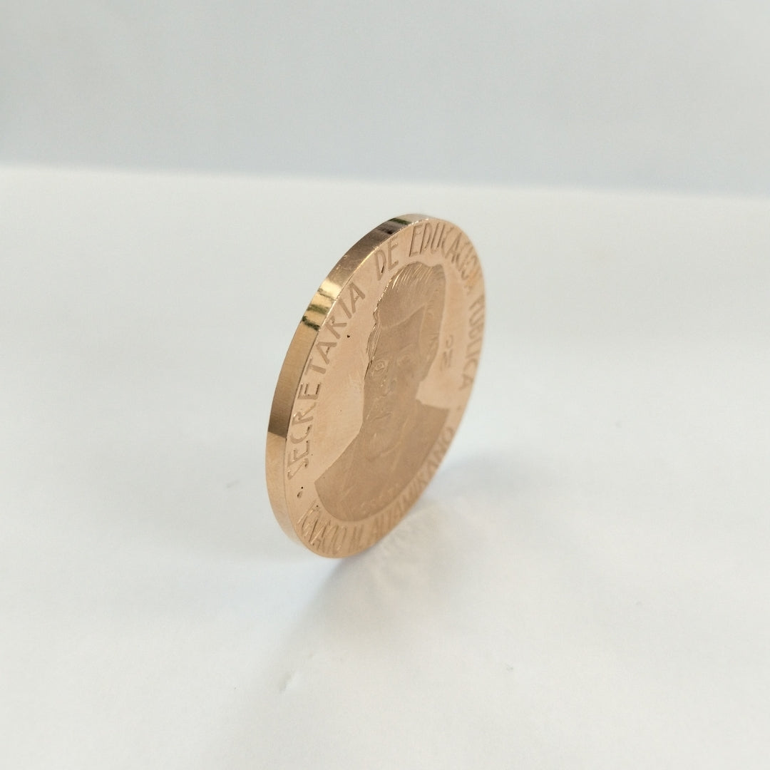 MEDALLA CONMEMORATIVA ORO 21 K 42,00 GRMS (SEMINUEVO)