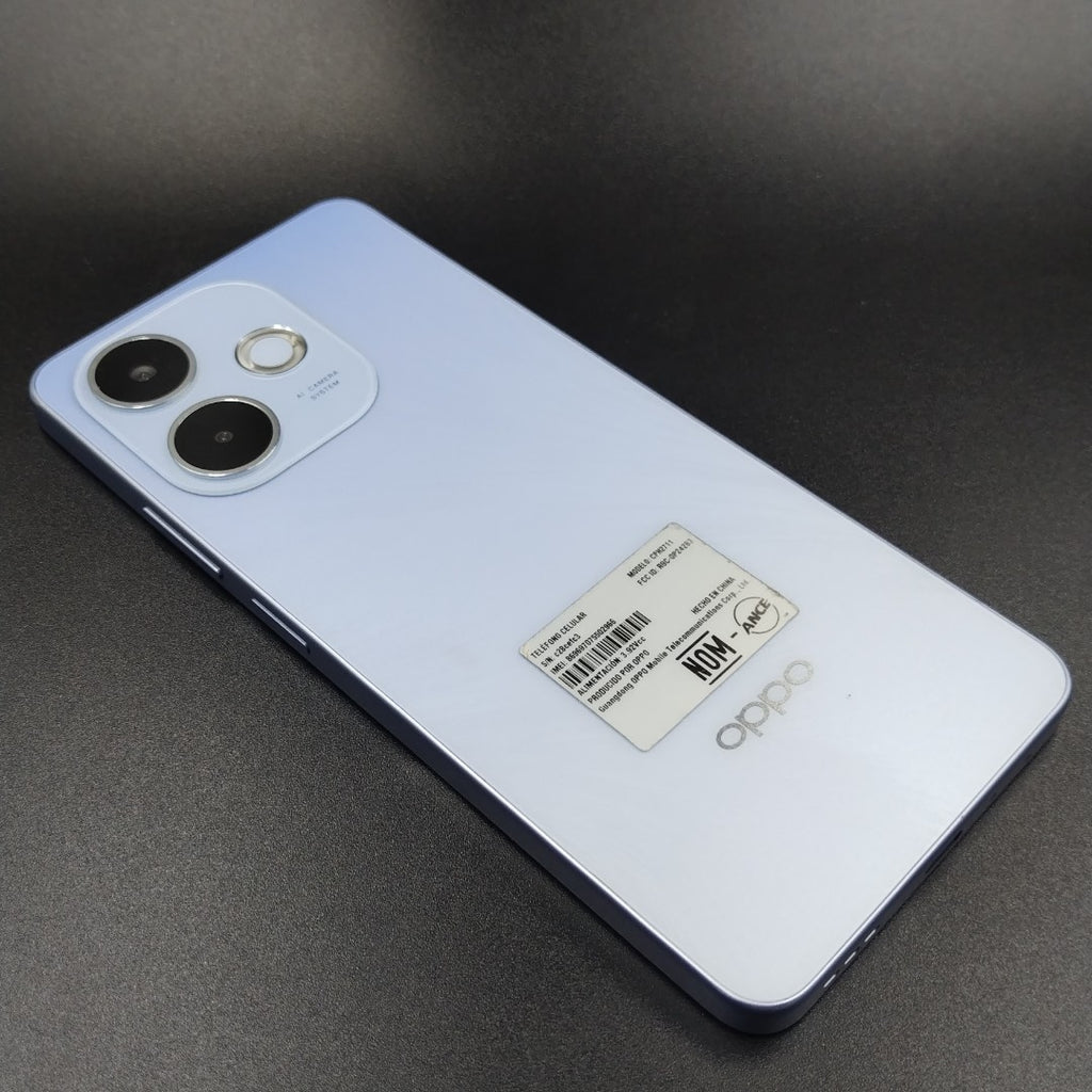 CELULAR OPPO  A5 PRO CPH2711 (2025) 256 GB 8 GB RAM (SEMINUEVO)