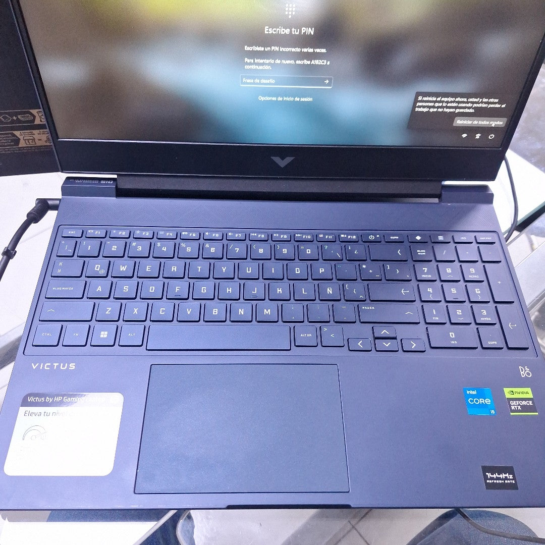 LAPTOP HP VICTUS 15-FA1098LA (2025) 1 TB SSD 16 GB RAM (SEMINUEVO)