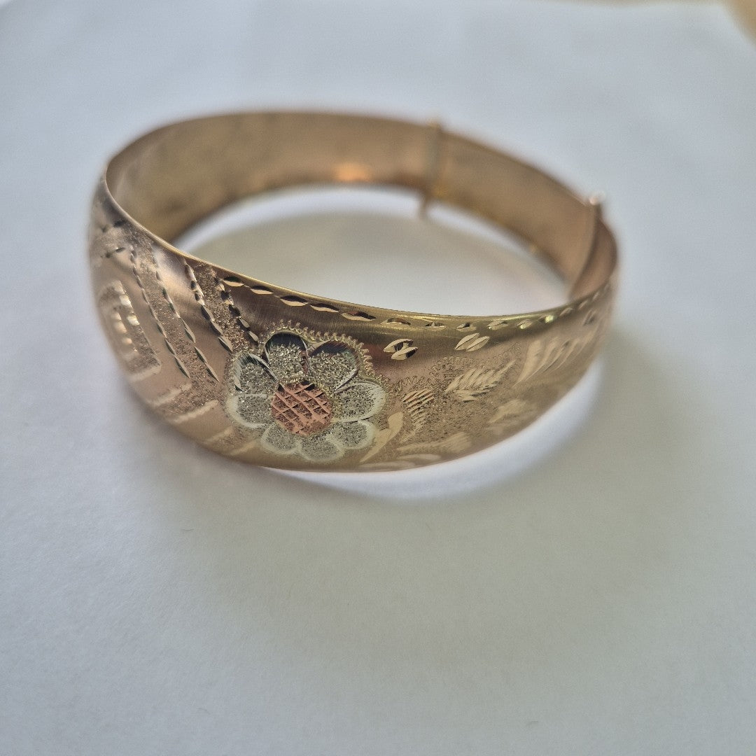 PULSERA RIGIDA ORO 10 K 15.9 GRMS (SEMINUEVO)