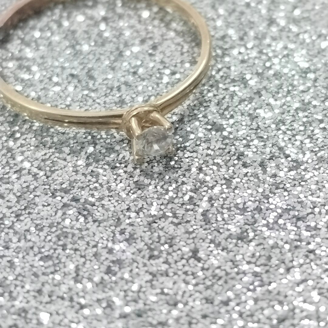 SOLITARIO ORO 14 K 1.3 GRMS (SEMINUEVO)