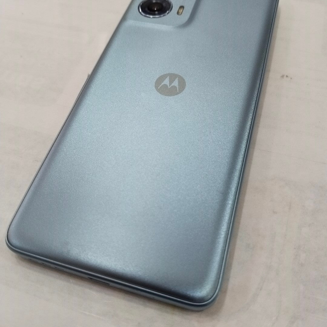 CELULAR MOTOROLA MOTO G24 POWER XT2425-1 (2024) 256 GB 4 GB RAM (SEMINUEVO)