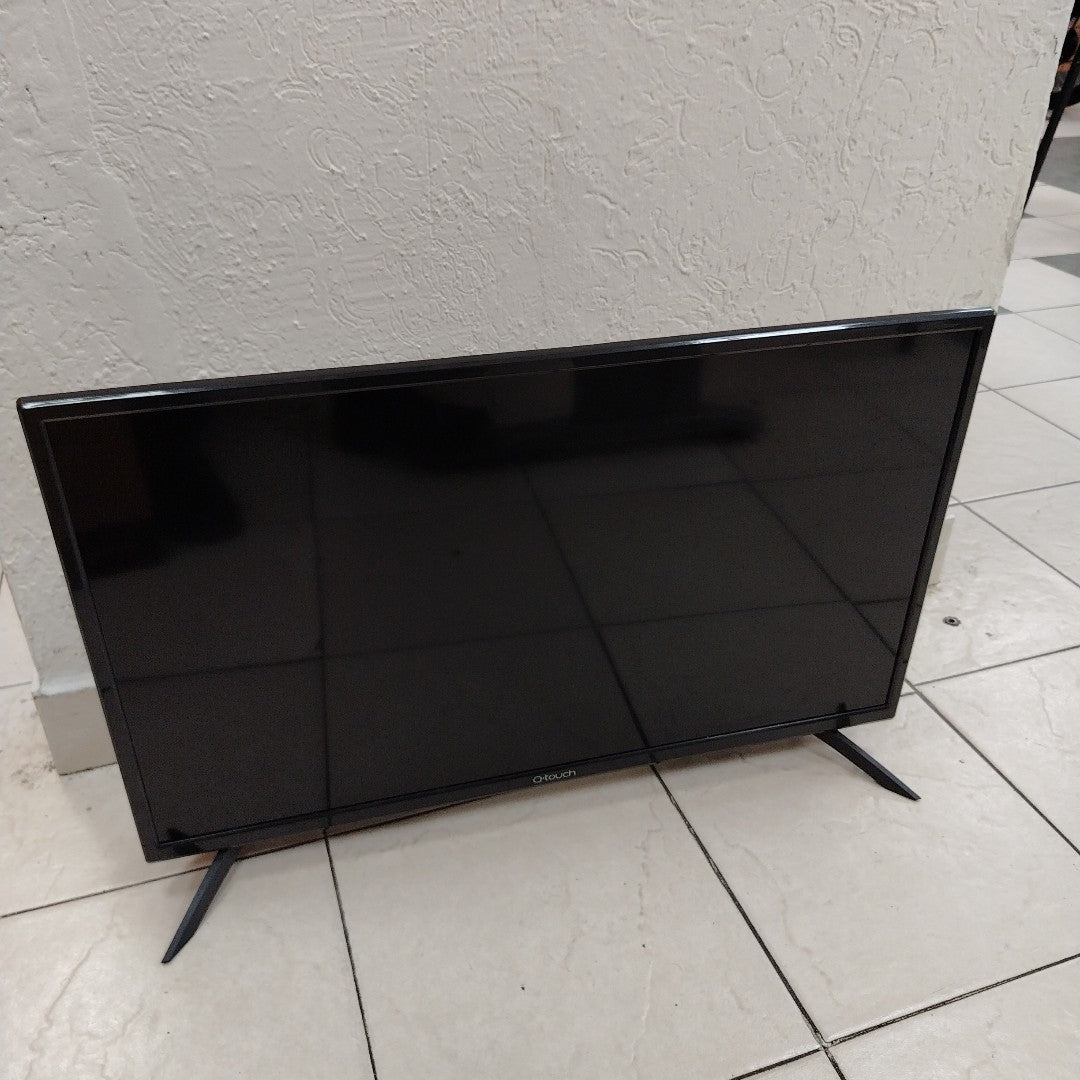 PANTALLA QTOUCH QW32DYH (2024) 32" LED HD (SEMINUEVO)