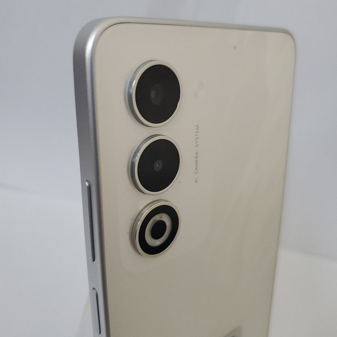 CELULAR OPPO  A5 CPH2727 (2025) 256 GB 4 GB RAM (SEMINUEVO)