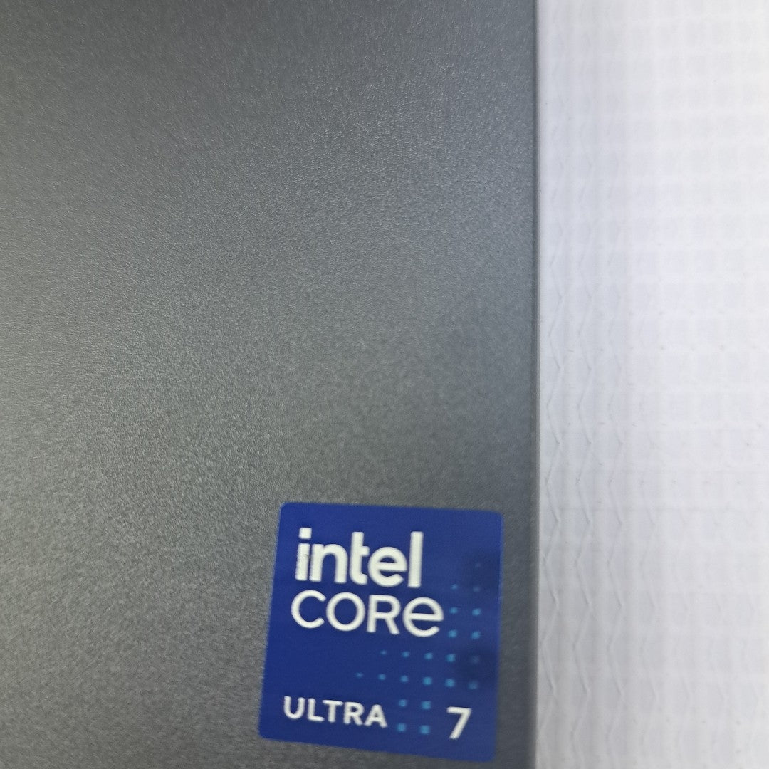 LAPTOP DELL PRO 14 PC14250 (2025) 1 TB SSD 32 GB RAM (SEMINUEVO)