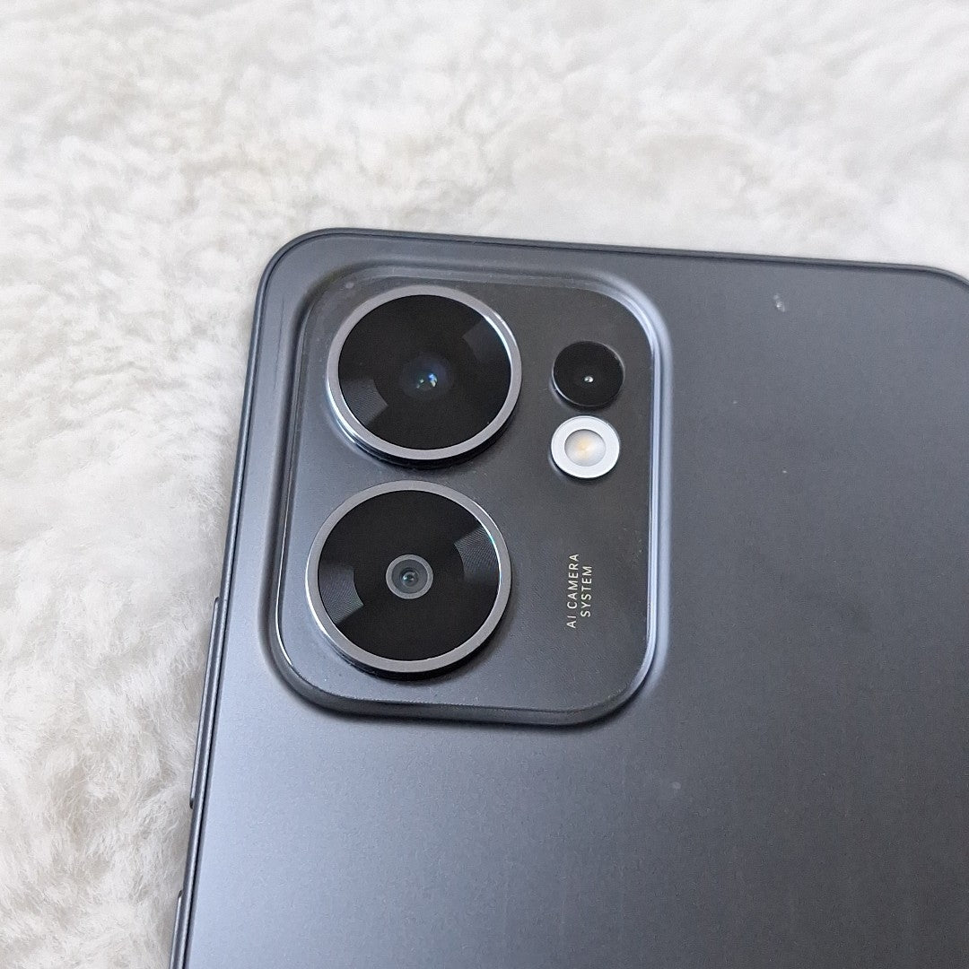 CELULAR OPPO  RENO 13F 5G CPH2699 (2025) 256 GB 12 GB RAM (SEMINUEVO)