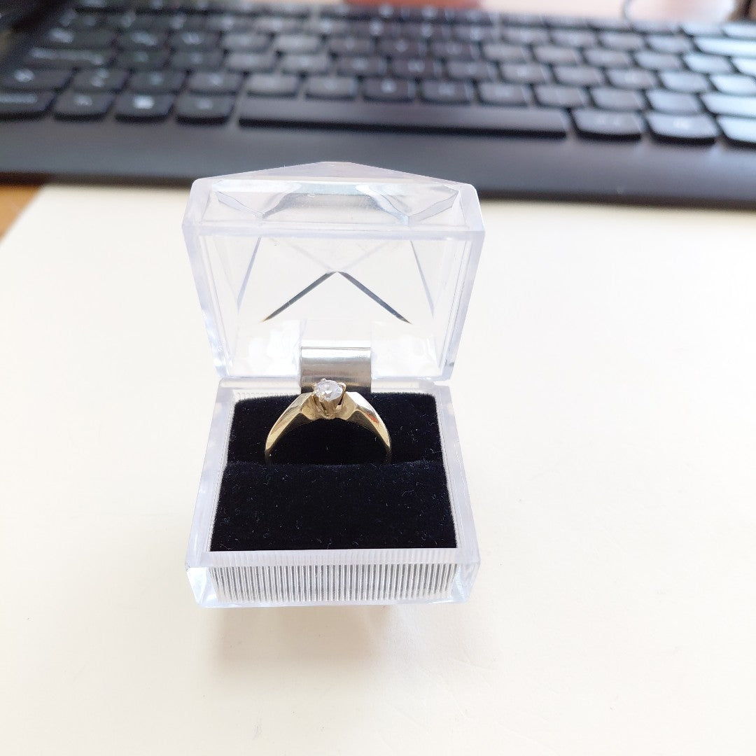 SOLITARIO ORO 14 K 2.3 GRMS (SEMINUEVO)