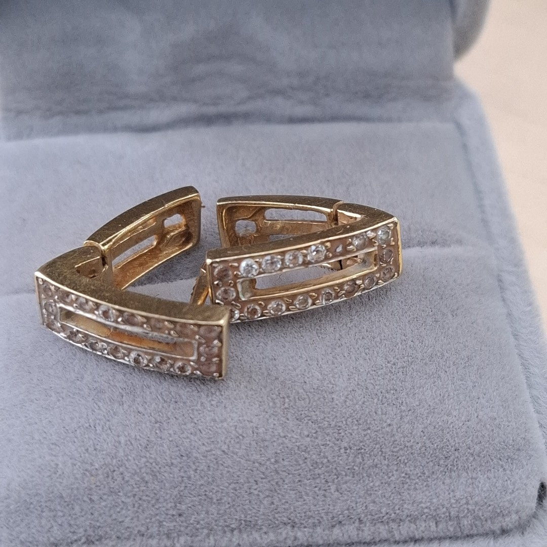 ARETES PAR ORO 14 K 4.6 GRMS (SEMINUEVO)